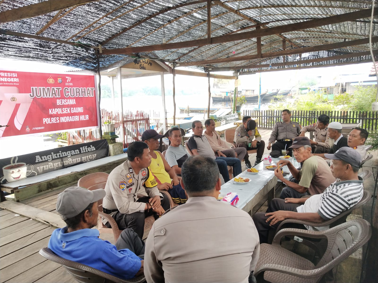 Jumat Curhat, Polsek Gaung Sampaikan Pesan Pemilu Damai 2024