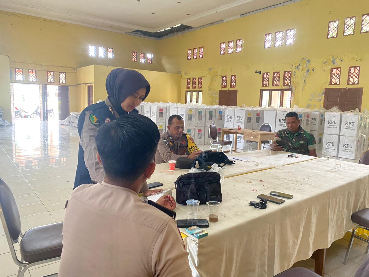 Pasca Pemilu 2024, Polres Kuansing Turunkan BidDokkes Cek Kesehatan Anggota Pengamanan, PPK KPU, dan Bawaslu