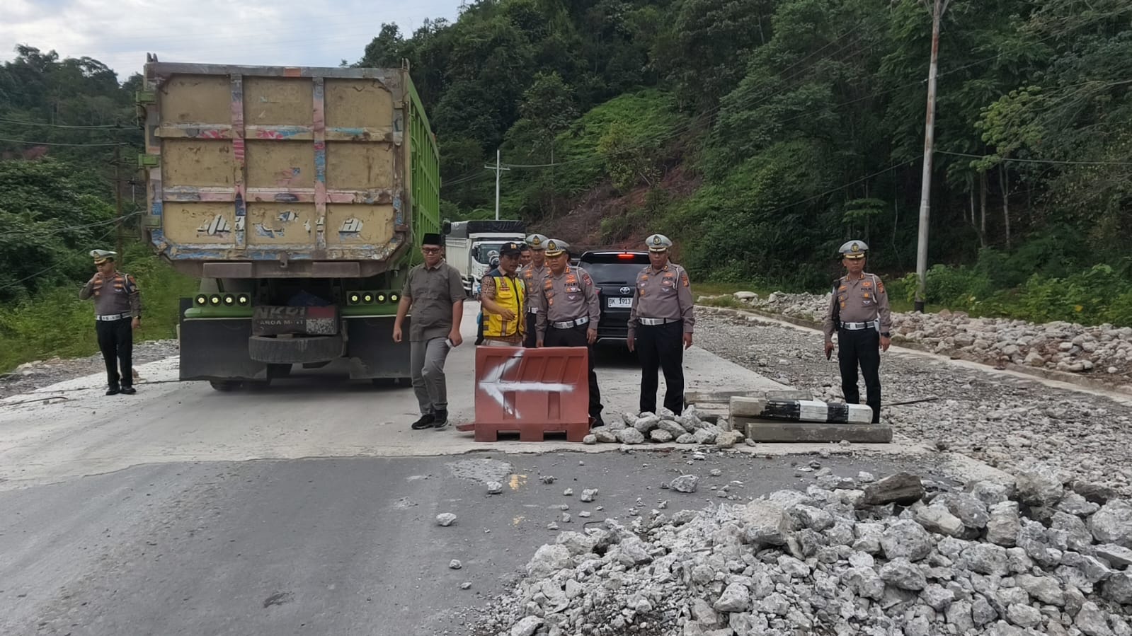 Polda Riau Cek Jalan Lintas Riau-Sumbar, Pastikan Keamanan dan Kelancaran Arus Lalu Lintas