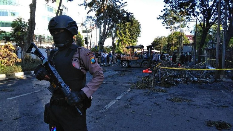 Keluarga Pengebom Gereja Surabaya Baru Pulang 'Sekolah' dari Suriah