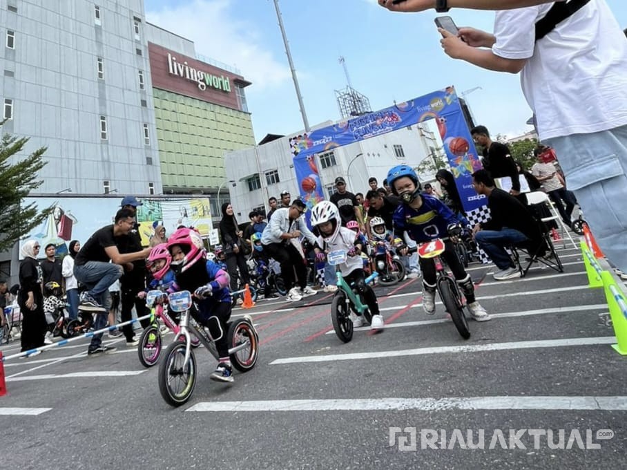 September Move, Living World Pekanbaru Hadirkan Pushbike Pertama Untuk Anak-Anak