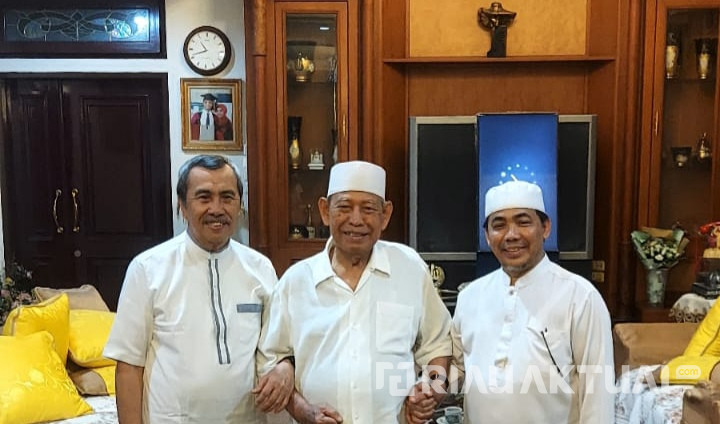 Saleh Djasit Nyatakan Dukungan untuk Paslon Gubernur Riau Syamsuar-Mawardi