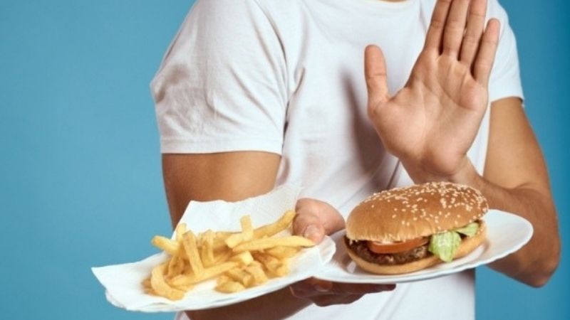 Ini Lima Makanan Sahur yang Bikin Lemas, Puasa Jadi Terasa Semakin Berat!