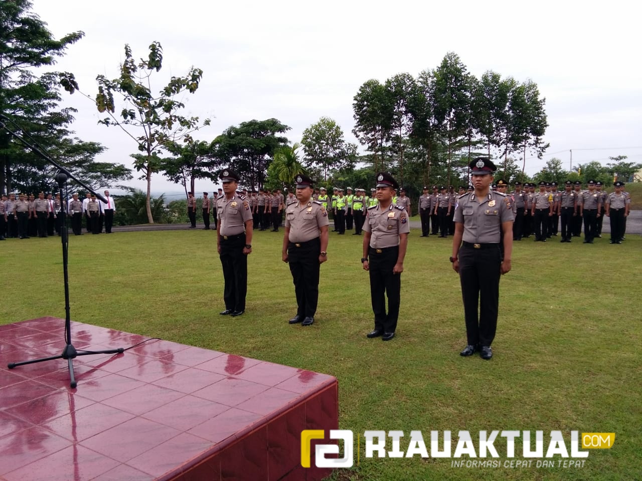 Delapan Belas Anggota Polres Kuansing Naik Pangkat