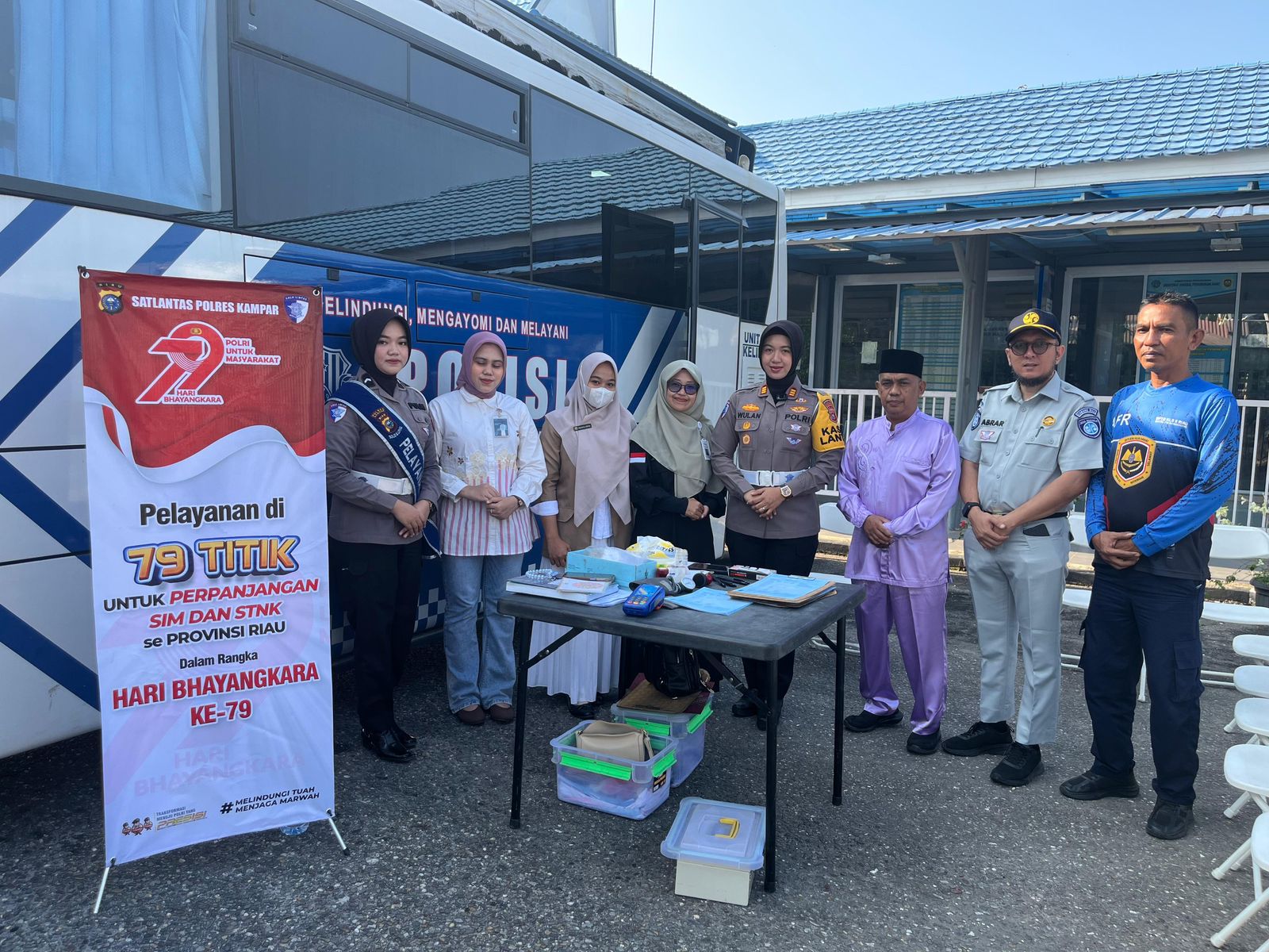 Sambut Hari Bhayangkara ke-79, Polres Kampar Beri Layanan SIM Cepat di Terminal Bus