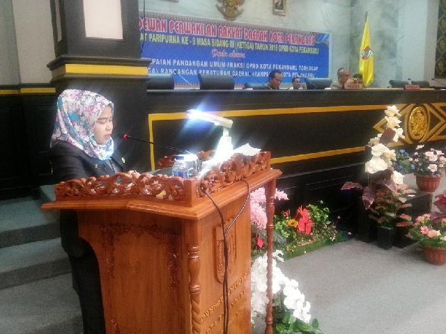 DPRD Pekanbaru Gelar Pandangan Umum Fraksi Terhadap Tiga Ranperda