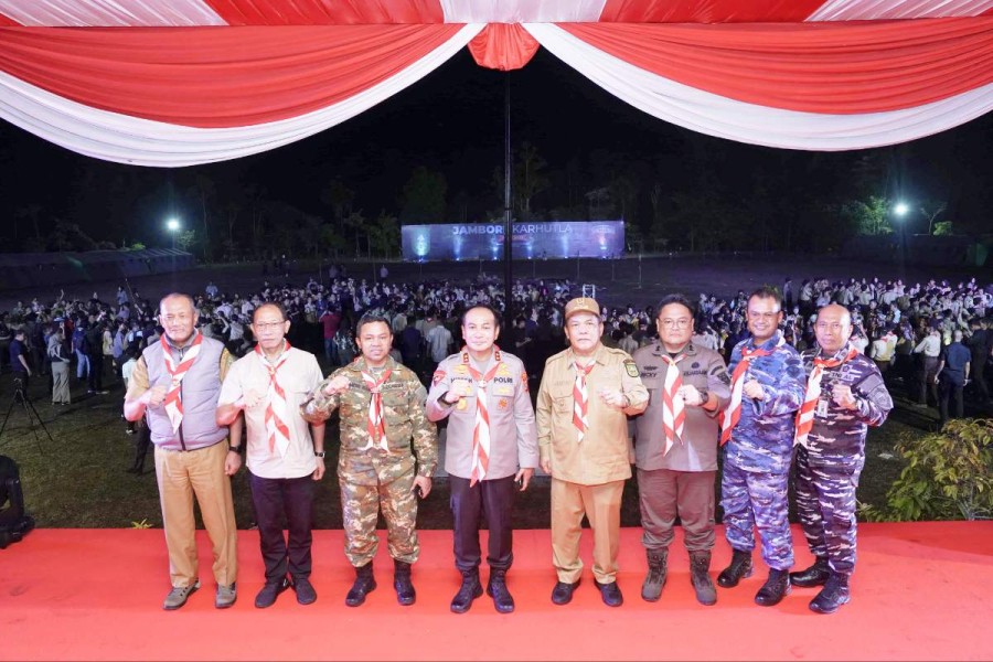 Semangat Malam Api Unggun, Gubernur Riau Pimpin Jambore Karhutla