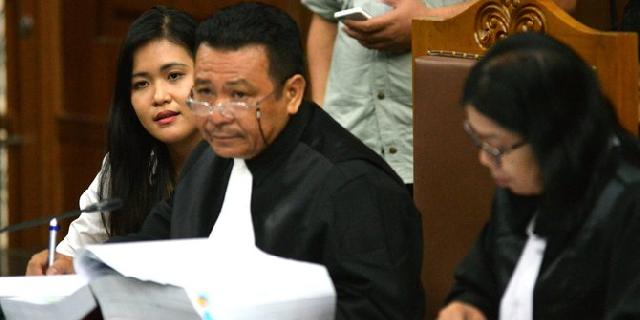 Beribu Cara Otto Hasibuan Bela Jessica Hingga Rela Dihukum Mati