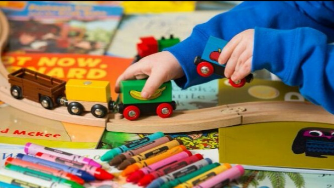 Terlalu Banyak Mainan Tidak Baik untuk Perkembangan Anak