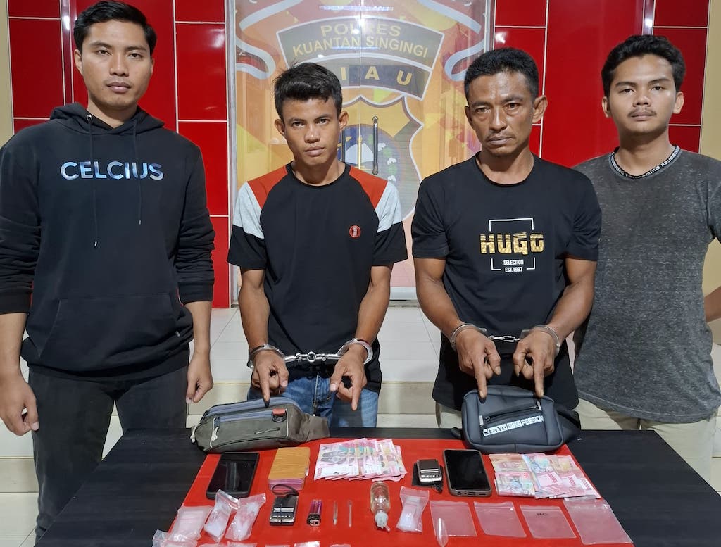 Satresnarkoba Polres Kuansing Berhasil Tangkap Dua Pengedar Narkoba