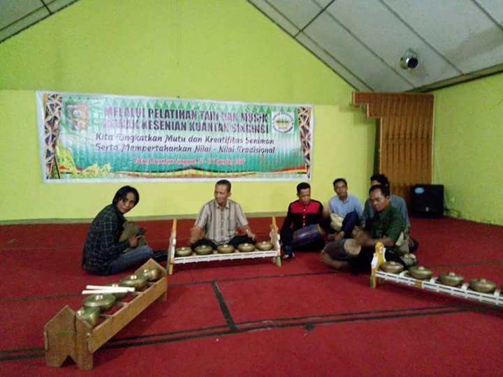 Dewan Kesenian Kuansing, Berharap DKKS Dapat diperdakan