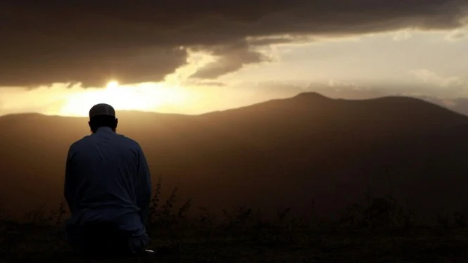 Bolehkah Menyebut Nama Seseorang dalam Doa agar Berjodoh?