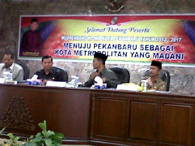 2012-2017 Pekanbaru Prioritas Pembangunan Kompleks Perkantoran 