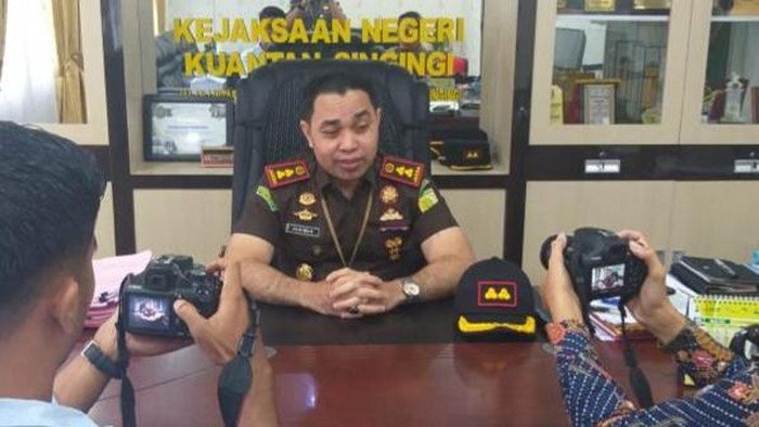 Ketika Uang Bimtek Kuansing Dipakai Jalan-Jalan dan Sewa Wanita Penghibur 