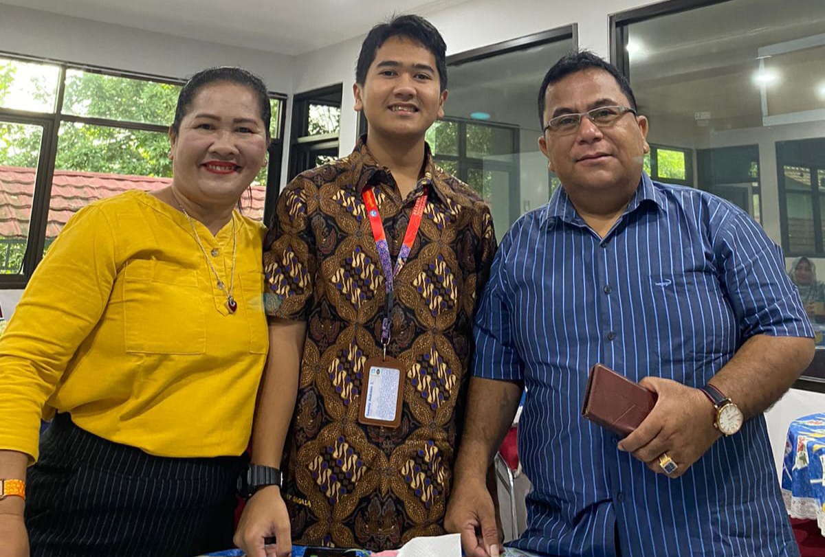 Putra Rohul Ukir Prestasi Gemilang, Raih Beasiswa di 13 Universitas Ternama Dunia