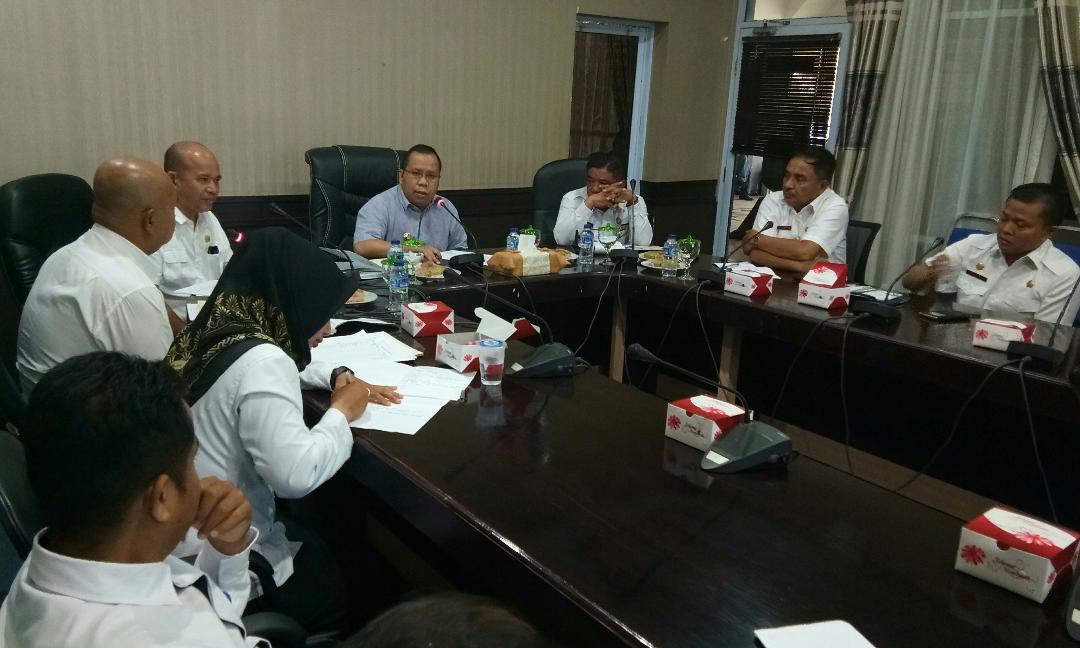 Bupati Pimpin Rapat Revitalisasi Pasar Modern