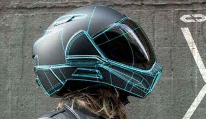 Helm Terbaru Bisa Lihat ke Belakang dari Kaca, Harganya?