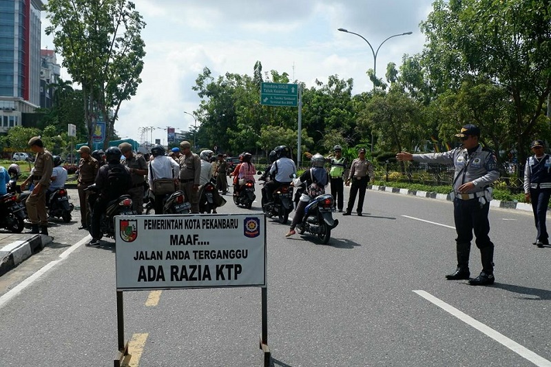Razia KTP di Pekanbaru, Satu Orang Warga Negara Asing Terjaring