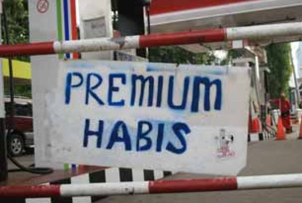 Di Pekanbaru Premium dan Elpiji 3 Kg Langka, Dewan Minta Pemko Buat tim Khusus