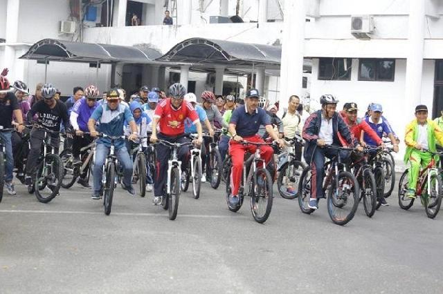 Kasihpapa, Jalan Dibelakang Kantor Walikota Penuh Kendaraan