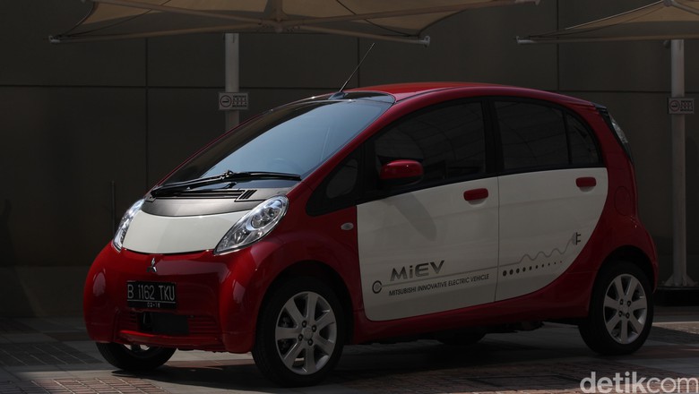 Mitsubishi Kirim 10 Mobil Listrik ke Pemerintah RI Akhir Februari