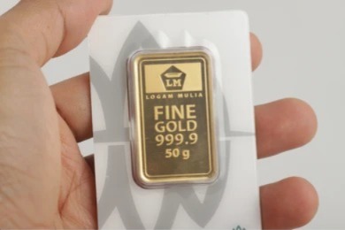 Emas Antam Hari Ini Dijual Rp 2.398 Juta per Gram, Naik Rp 2 Ribu