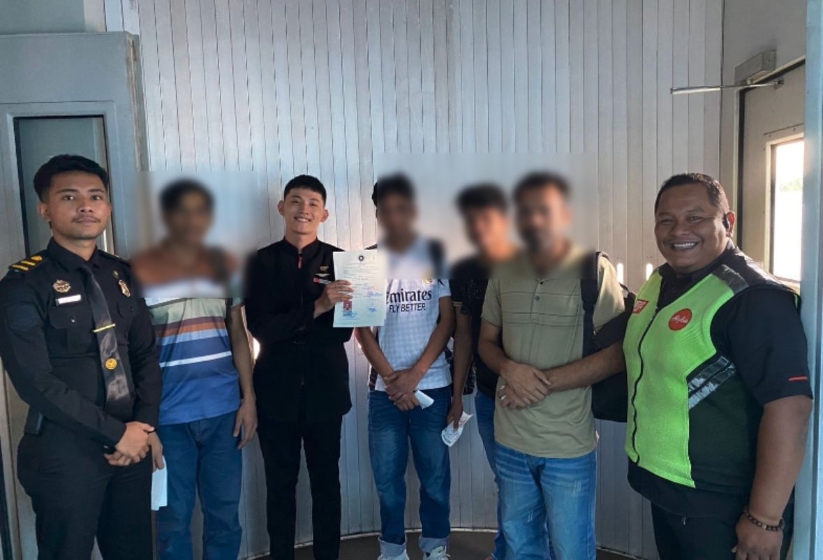 Imigrasi Pekanbaru Deportasi WN Bangladesh yang Langgar Aturan Keimigrasian