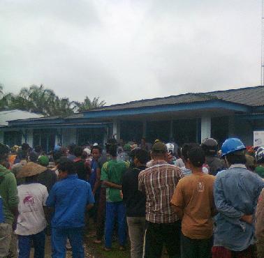 Ratusan Pekerja PT Gandaerah Hendana Tolak Bonus 60 Persen