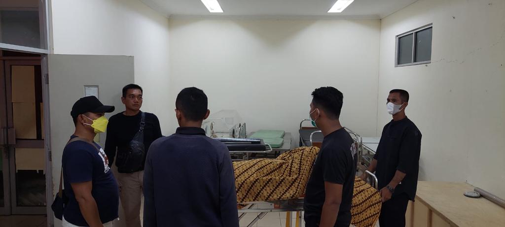 Pulang dari Kebun, Warga Kuansing Temukan Mayat Tertelungkup Ditepi Jalan