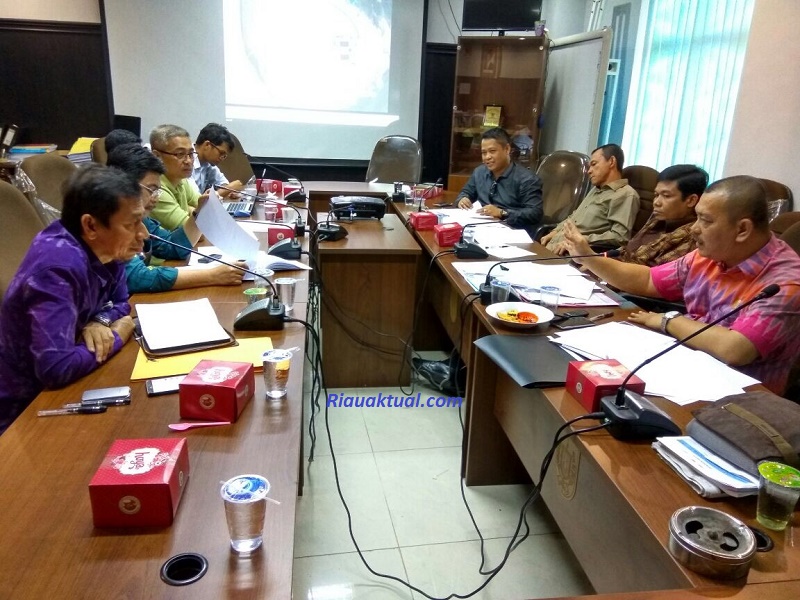 Ternyata Pembangunan Proyek Perkantoran Tenayan Raya Pekanbaru Tak Sesuai Kesepakatan Awal