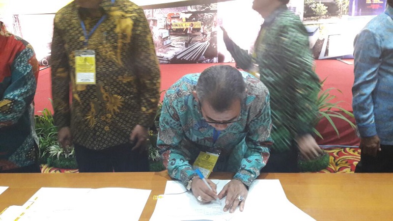 Badan Geologi Resmi Serahkan Sumur Bor ke Pemkab Kuansing