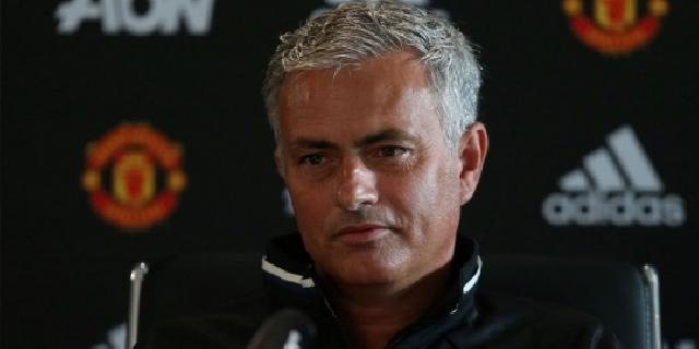 Mourinho Marah Dengan Sikap Schweinsteiger