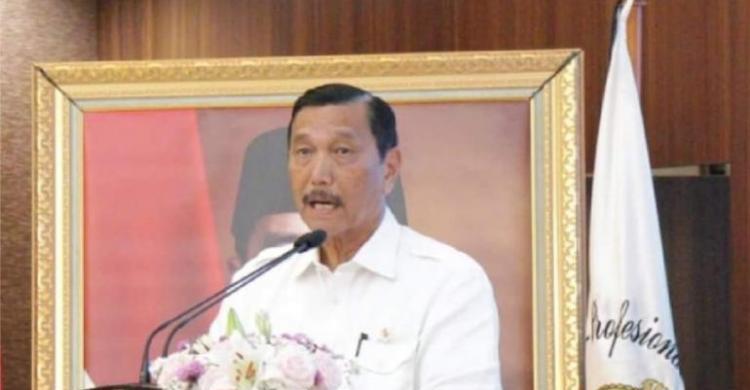 Di-bully Lembek ke China, Luhut Curcol di Facebook