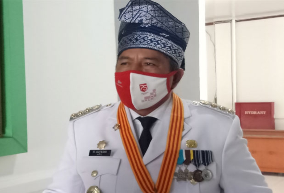Bupati Alfedri Ingatkan Pimpinan OPD Membeli Kebutuhan Barang dan Jasa Menggunakan Produk Lokal