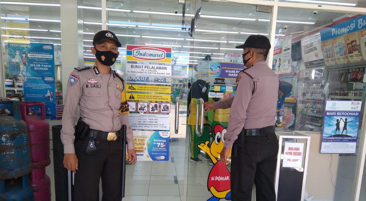 Sambangi Pusat Keramaian, Polsek Bunut Pantau Kamtibmas 