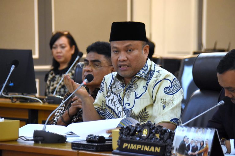 Komisi XIII DPR Tolak Relokasi Paksa Warga Taman Nasional Tesso Nilo