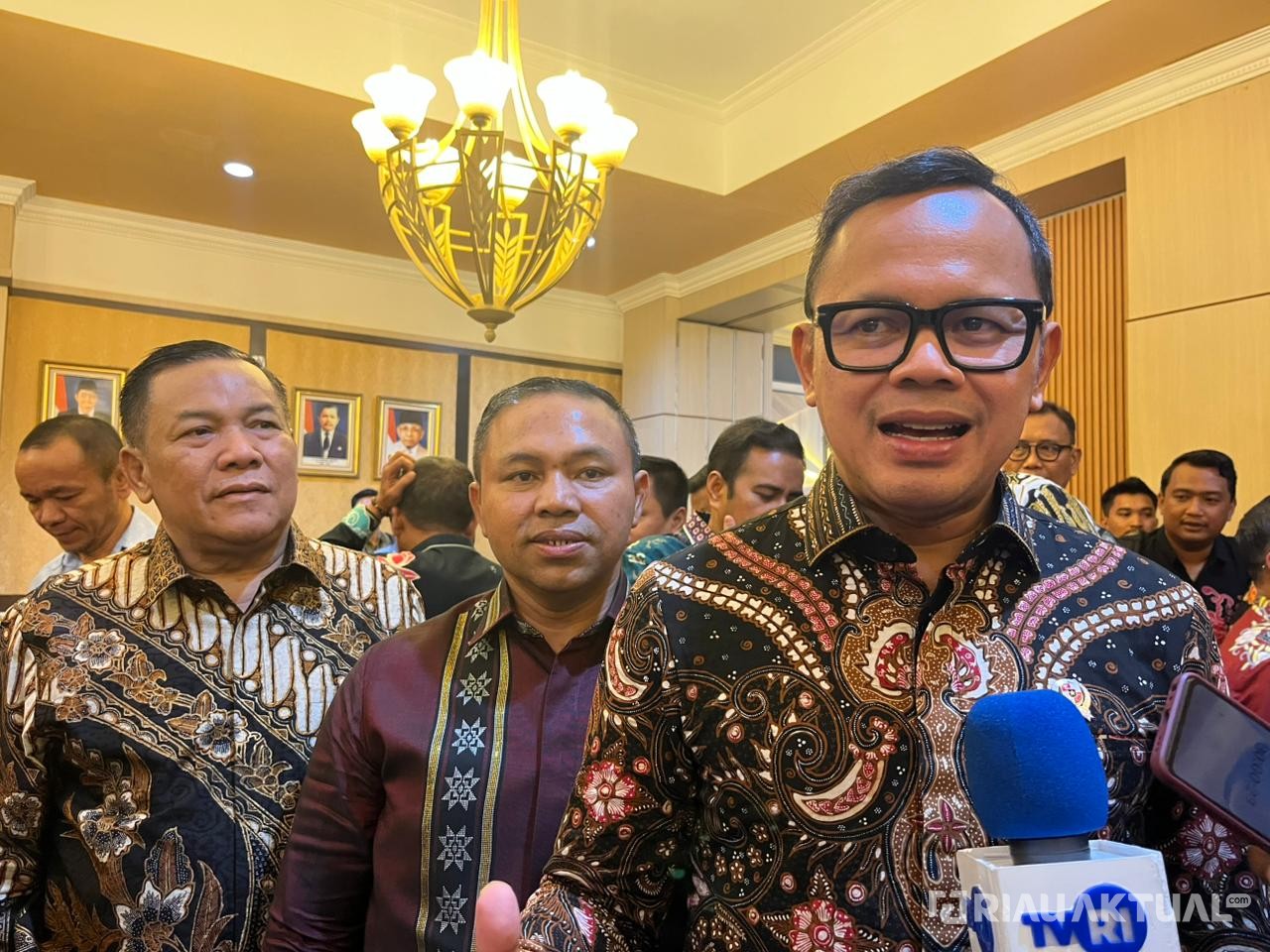 Wamendagri Bima Arya Apresiasi Langkah Riau Dalam Pengendalian Inflasi