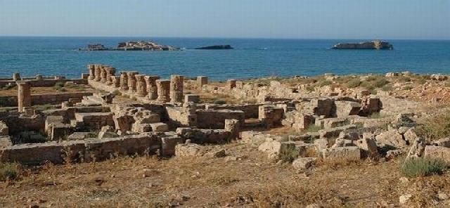 HISTORIPEDIA: Tsunami Hantam Alexandria Sebabkan Puluhan Ribu Orang Tewas