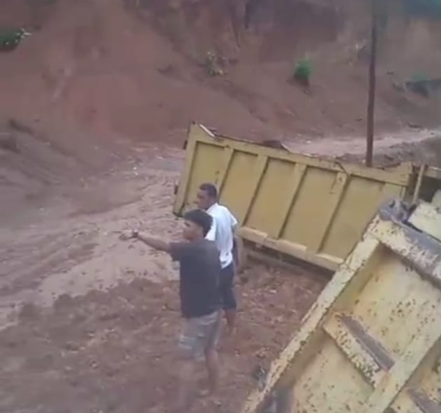 Diduga Aktivitas Galian C Ilegal, Lahan HPT di Inhu Longsor