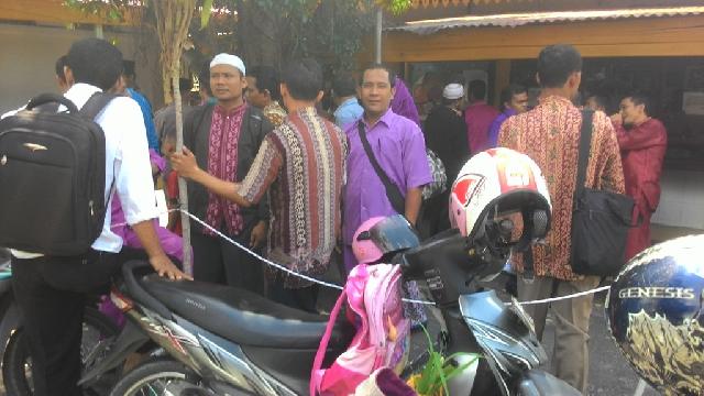 Disdik Pekanbaru Kewalahan Diserbu Ratusan Guru PDTA  