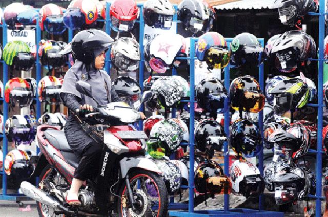 Bahaya Menggunakan Helm Half Face bagi Biker