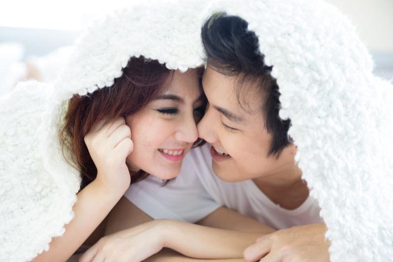 Suami! 7 Perhatian Ini Yang Paling Istrimu Harapkan, Lakukan Ya!