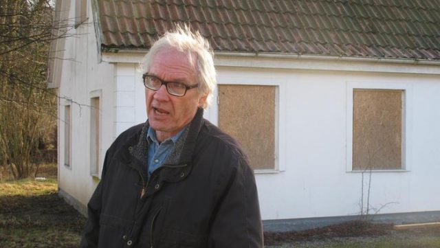 Tragis! Mobil Pembuat Kartun Nabi Muhammad Tabrak Truk, Dua Polisi Pengawal Ikut Tewas