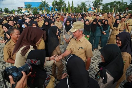 Awal Masuk Kerja, Pemkab Meranti Absen Satu Persatu Pegawai, Tingkat Kehadiran Capai 97 Persen