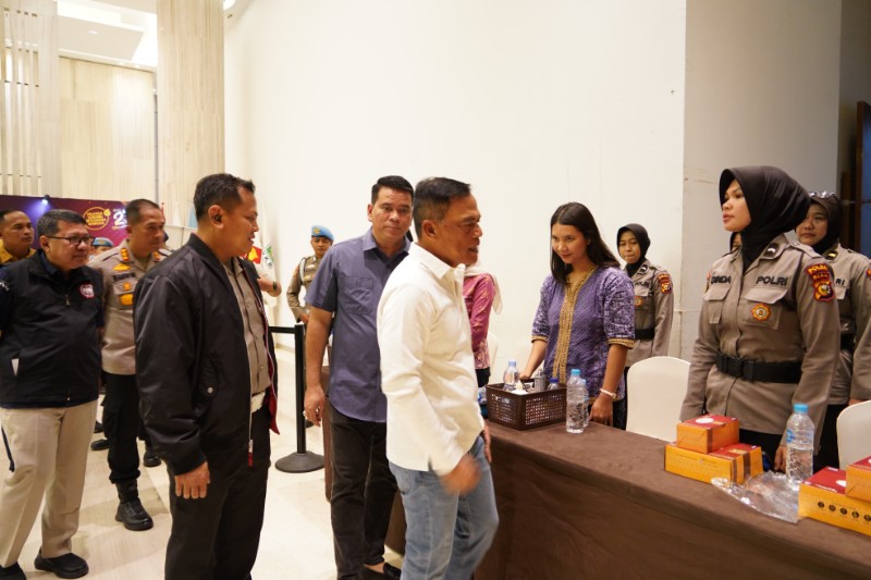 538 Personel Polda Riau Sukses Kawal Debat Pilkada 2024