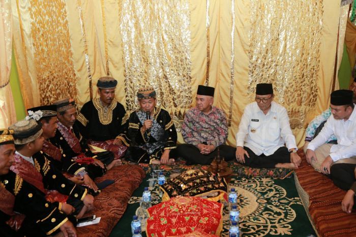 Gubri Hadiri Penobatan Datuok Bijoanso di Kenegerian Tambang