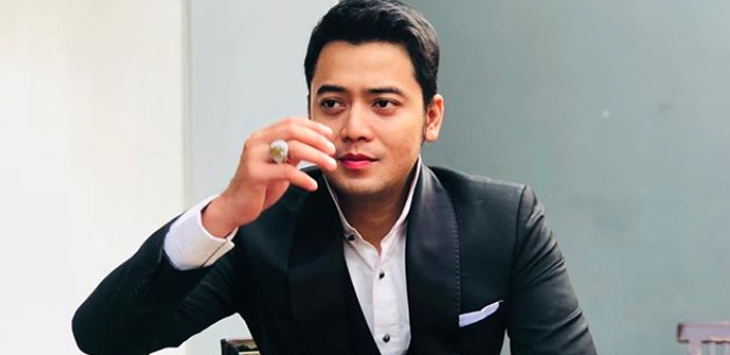 Blak-blakan Soal Urusan Ranjang dengan Hilda, Kriss Hatta Minta Maaf