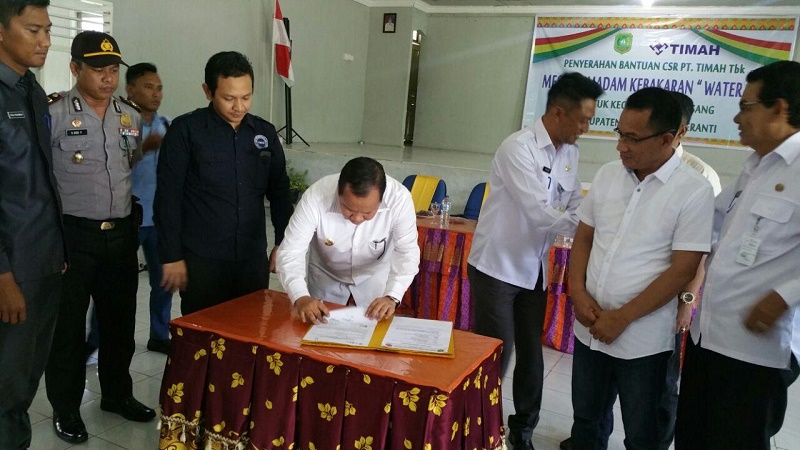 Bupati Meranti Apresiasi Bantuan CSR Mesin Pemadam Kebakaran PT. Timah