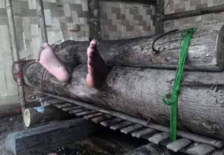 Kasihan, Mustina Dipasung di Ladang, Jauh Dari Pemukiman Warga