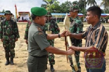 Sinergi TNI dan Pemda Dalam Membangun Desa